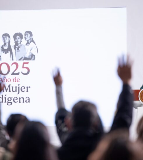 041125 csp conferencia matutina (3)